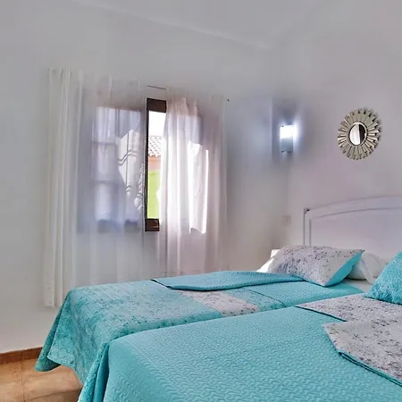 One Bedroom With Shared Pool Furnished Terrace And Wifi At Maspalomas 1 Km Away From The 普拉亚戴尔雷安格莱斯